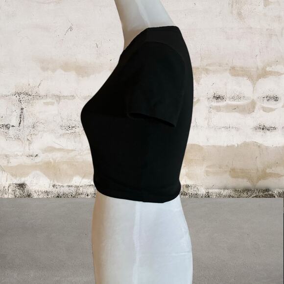 Wild Fable Women's Black Short Sleeve Crop Top - Size XS - Picture 3 of 6
